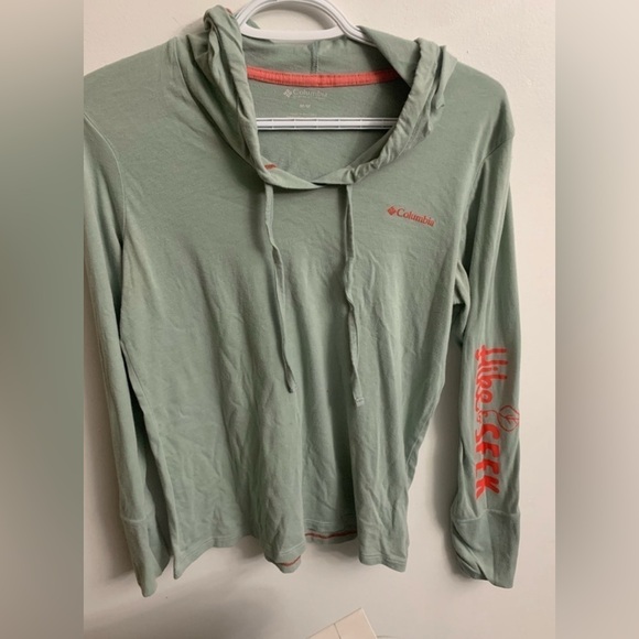 Columbia Women's Sage Green Longsleeve size medium - Picture 2 of 7